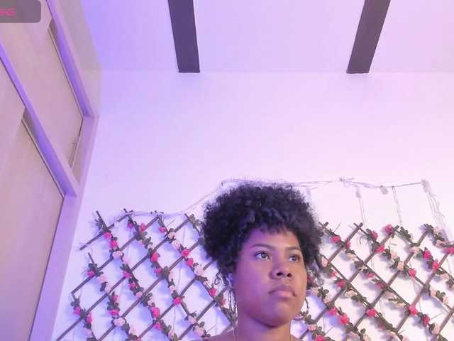naughtyebonyy live cam on BongaCams