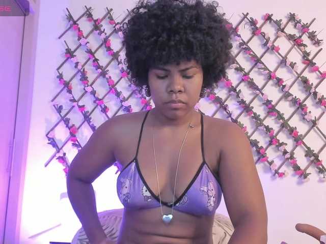 naughtyebonyy live cam on BongaCams