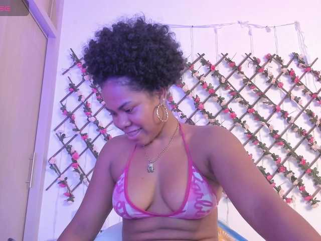 naughtyebonyy live cam on BongaCams