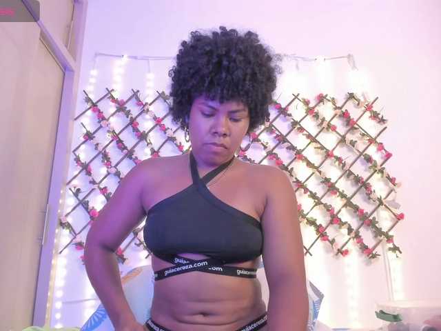 naughtyebonyy live cam on BongaCams