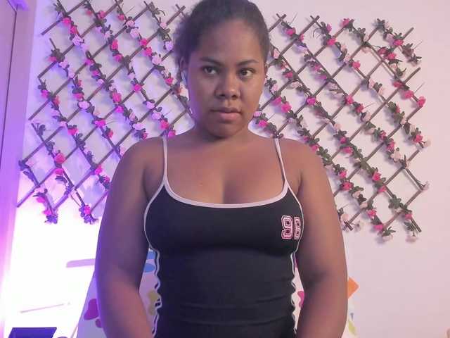 naughtyebonyy live cam on BongaCams