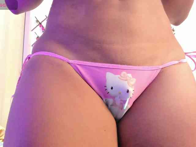 naughtyebonyy webcam