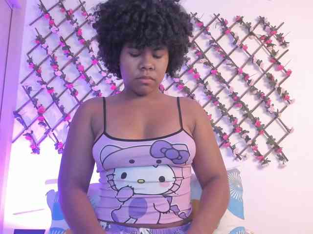 naughtyebonyy webcam