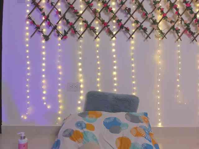 naughtyebonyy webcam