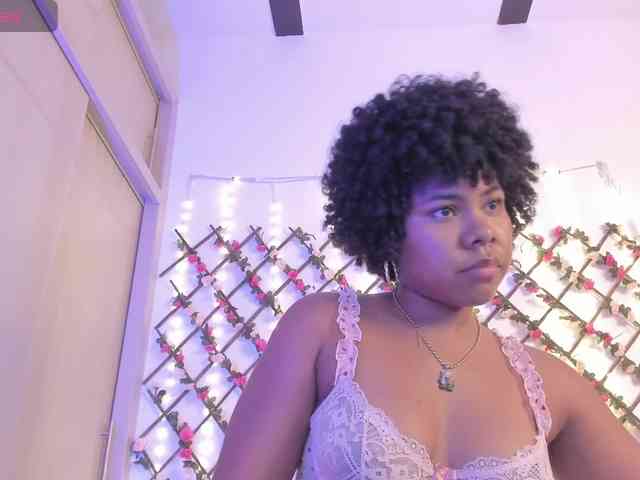 naughtyebonyy webcam