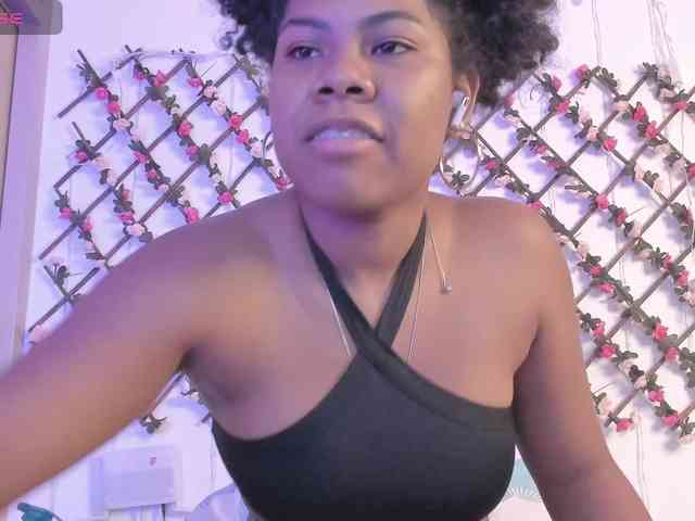 naughtyebonyy webcam