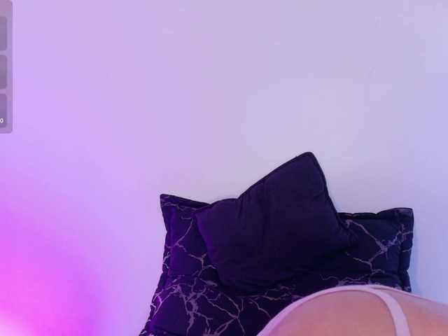 Aisha-engel live cam on BongaCams