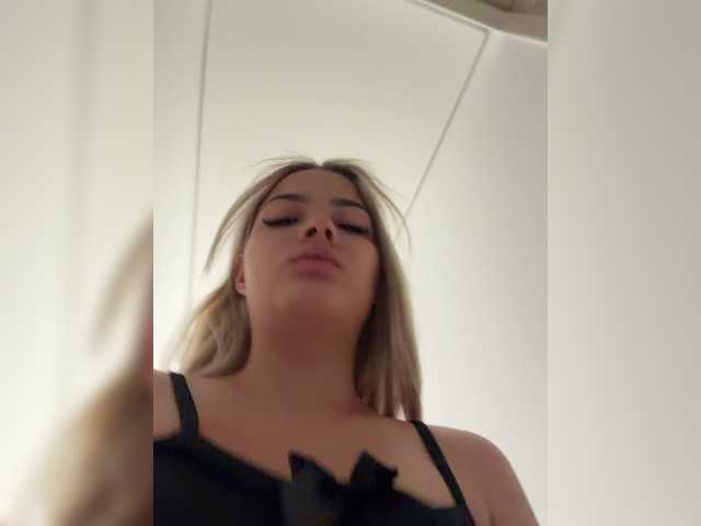 aisha-engel live sex