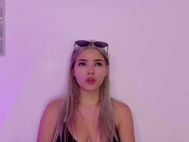 Aisha-engel live cam on BongaCams