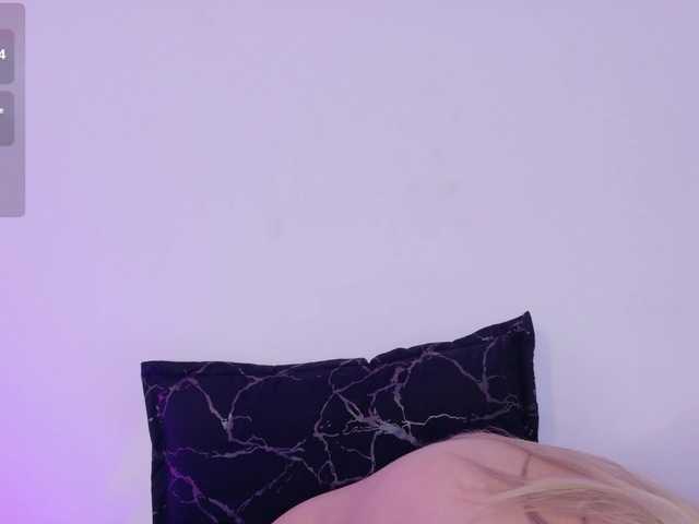 Aisha-engel live cam on BongaCams