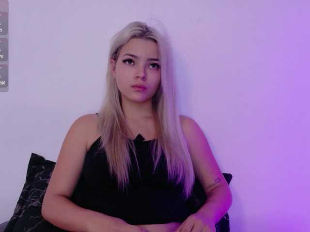 Aisha-engel live cam on BongaCams