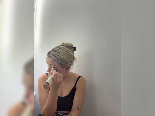 Aisha-engel live webcam show