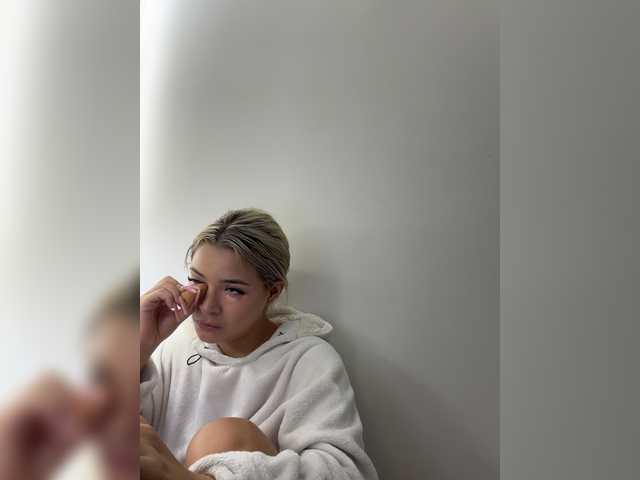 Aisha-engel live cam on BongaCams