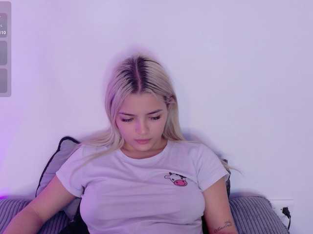 Aisha-engel live cam on BongaCams