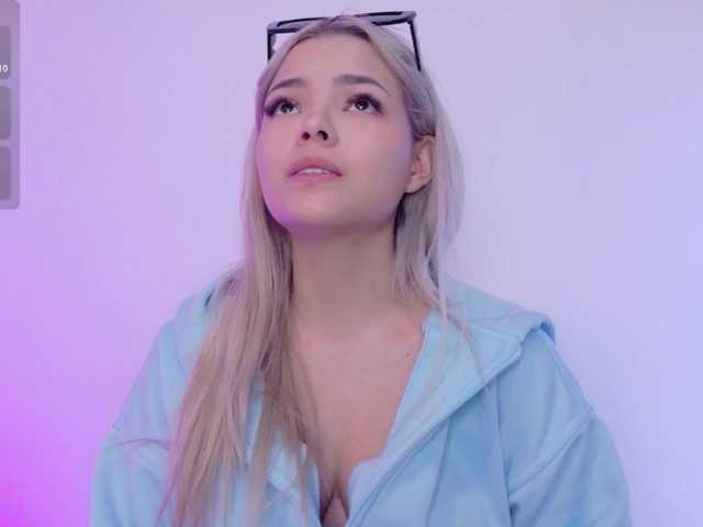 Aisha-engel live cam on BongaCams