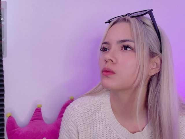 Aisha-engel live cam on BongaCams