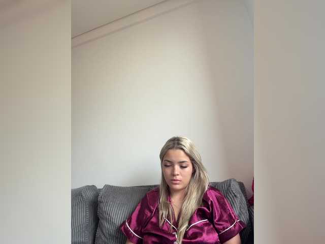 aisha-engel live sex show
