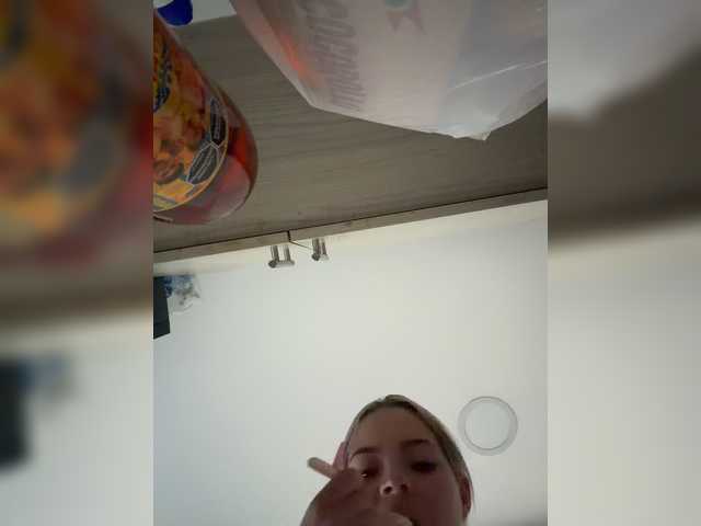 Aisha-engel live cam on BongaCams