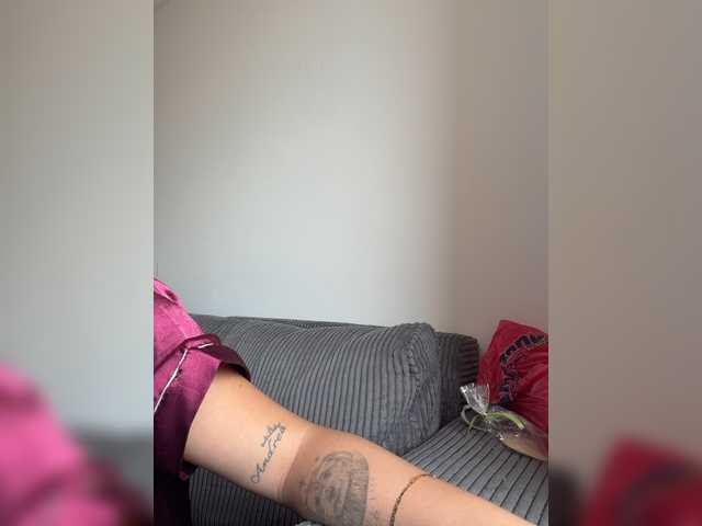Aisha-engel live cam on BongaCams
