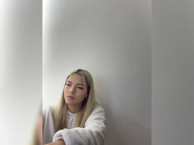 Aisha-engel live cam on BongaCams