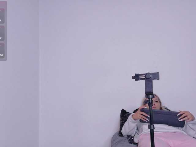 Aisha-engel live cam on BongaCams
