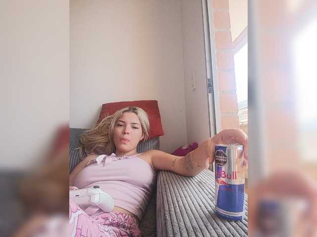 Aisha-engel live cam on BongaCams