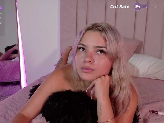 Aisha-engel live cam on BongaCams