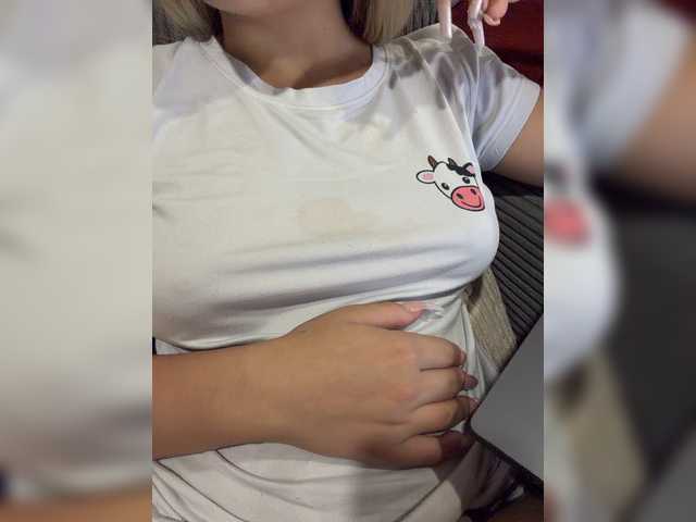 Aisha-engel live cam on BongaCams