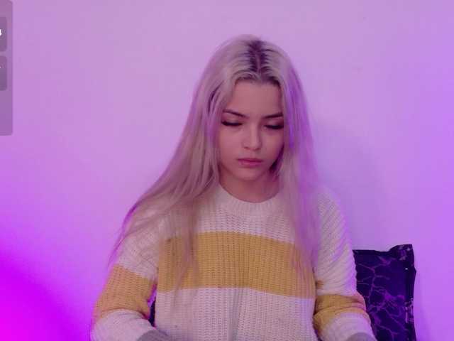 Aisha-engel live cam on BongaCams