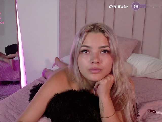 Aisha-engel live cam on BongaCams