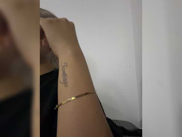 Aisha-engel live cam on BongaCams