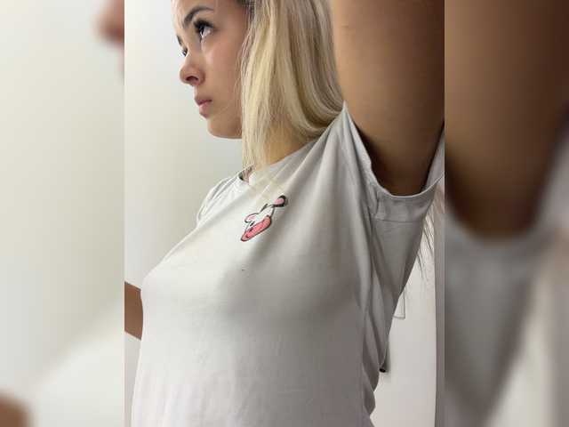 Aisha-engel live cam on BongaCams