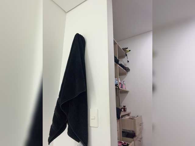 Aisha-engel live cam on BongaCams