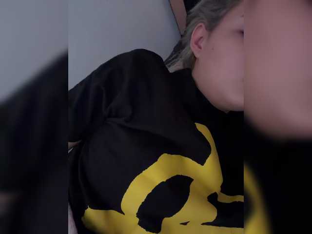 Aisha-engel live cam on BongaCams
