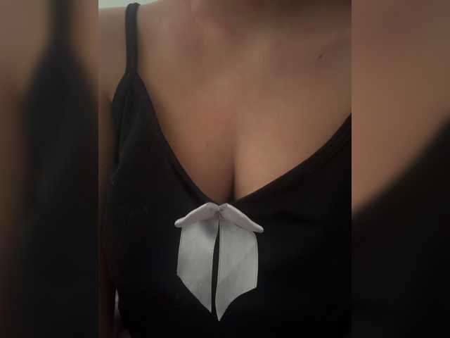 Aisha-engel live cam on BongaCams