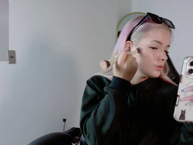 Aisha-engel live cam on BongaCams