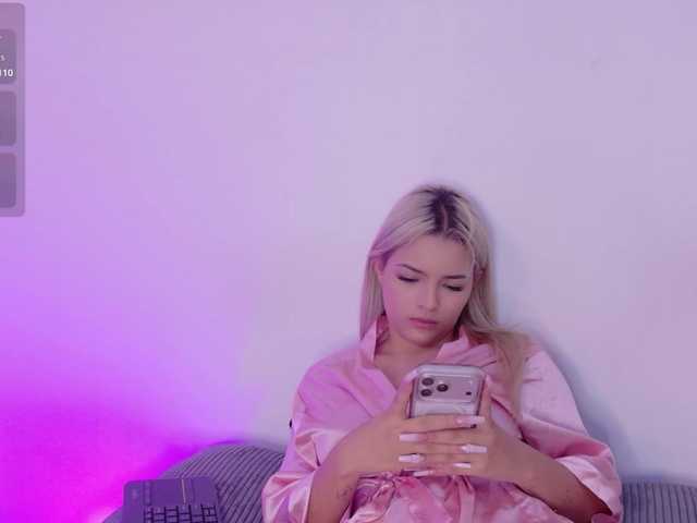 Aisha-engel live cam on BongaCams