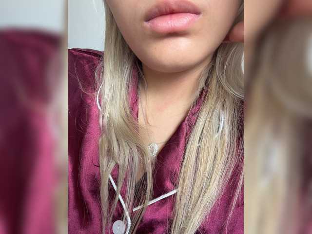 Aisha-engel live cam on BongaCams