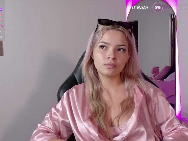 Aisha-engel live cam on BongaCams
