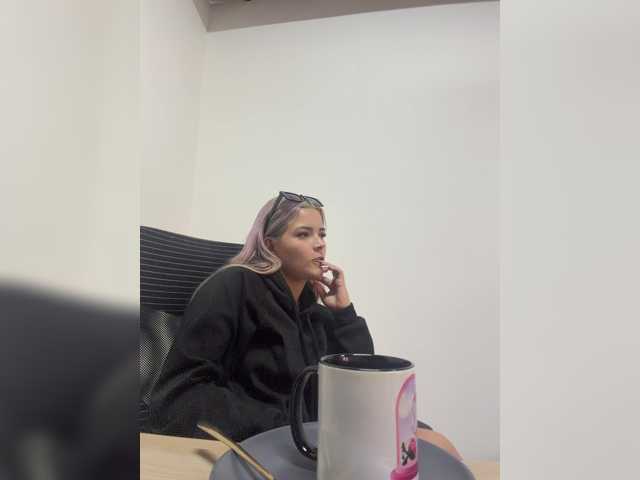 Aisha-engel live cam on BongaCams