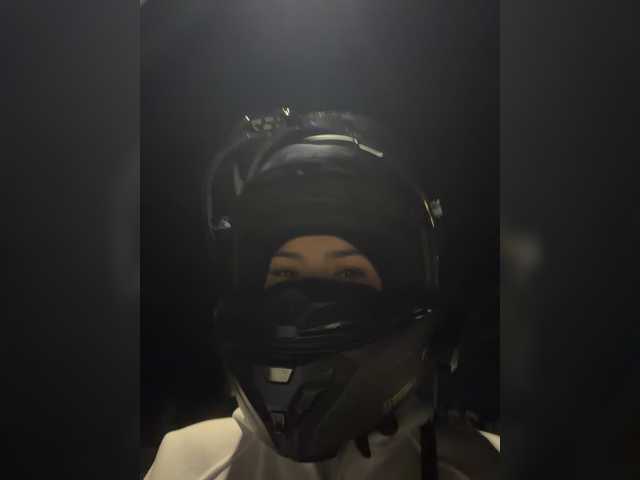 Aisha-engel live cam on BongaCams