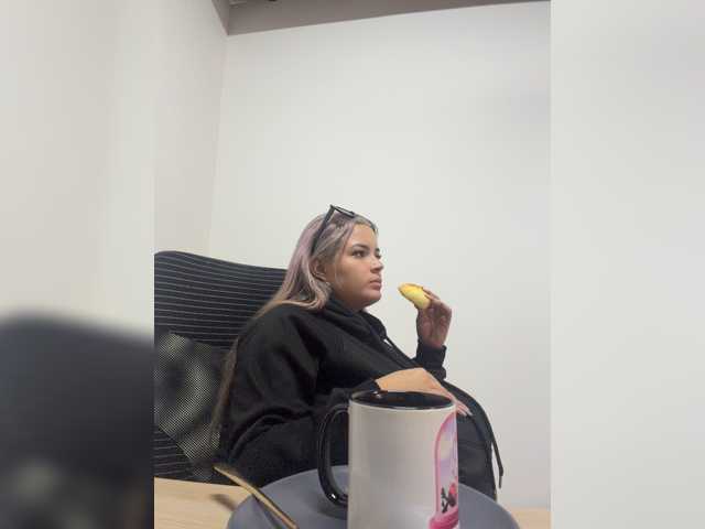 Aisha-engel live cam on BongaCams