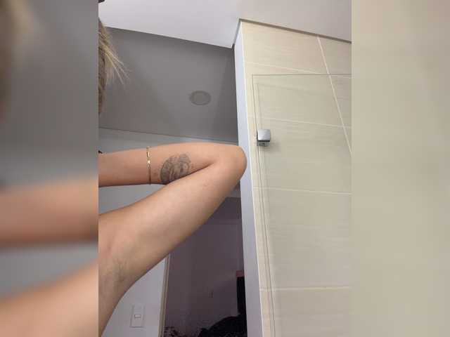 aisha-engel live sex show