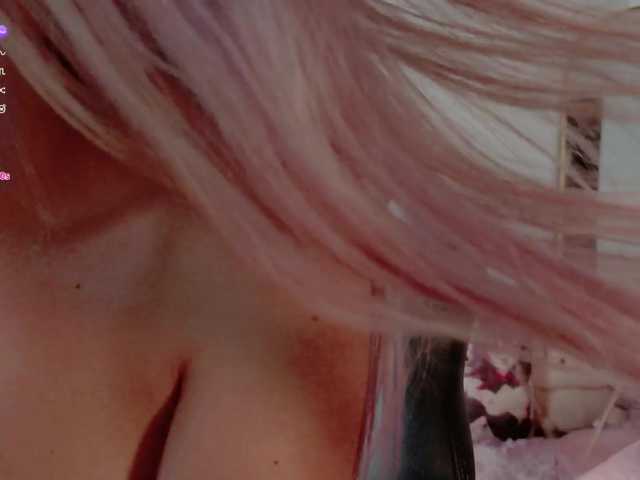 Aisha-engel live cam on BongaCams