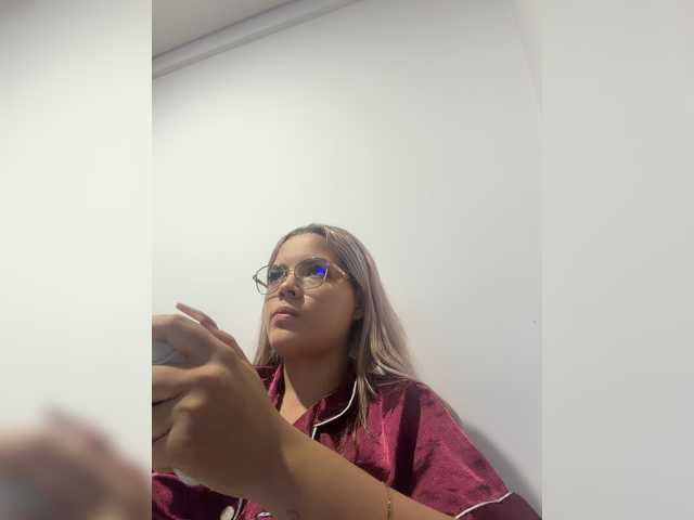 Aisha-engel live cam on BongaCams