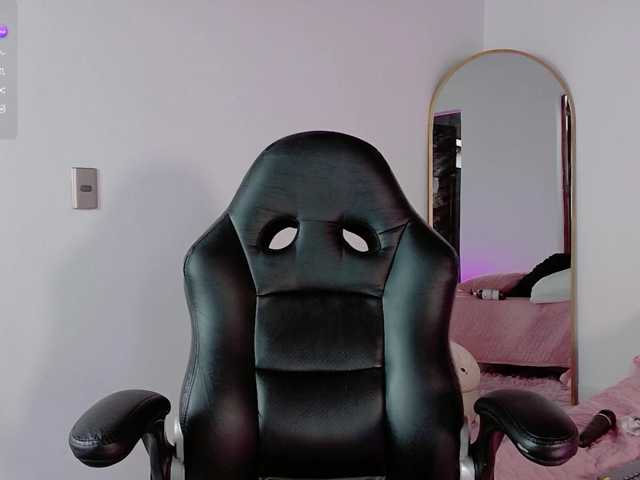 Aisha-engel live cam on BongaCams