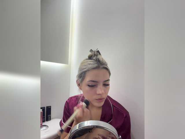 Aisha-engel live cam on BongaCams