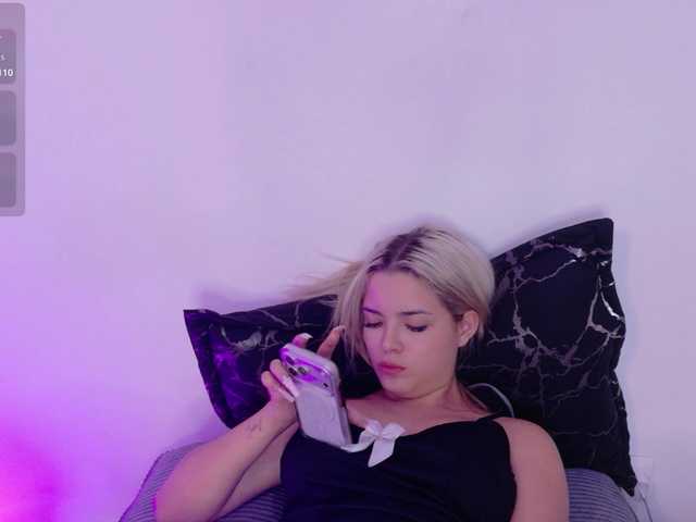 Aisha-engel live cam on BongaCams