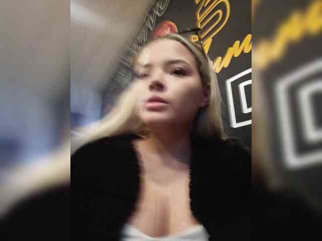 Aisha-engel webcam