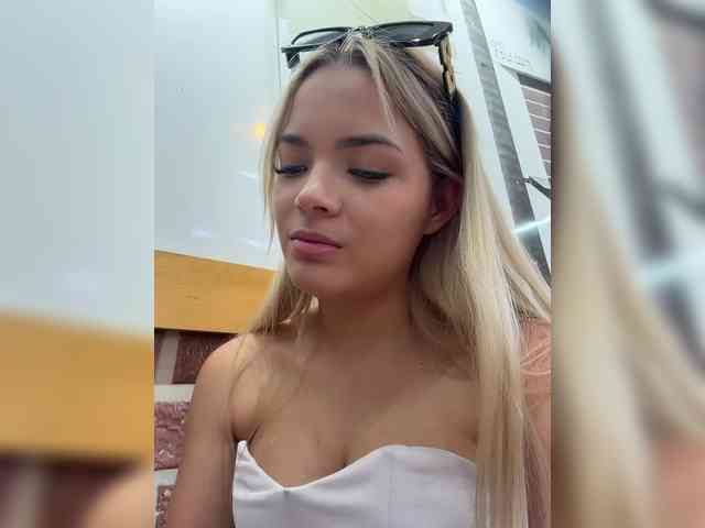 Aisha-engel webcam